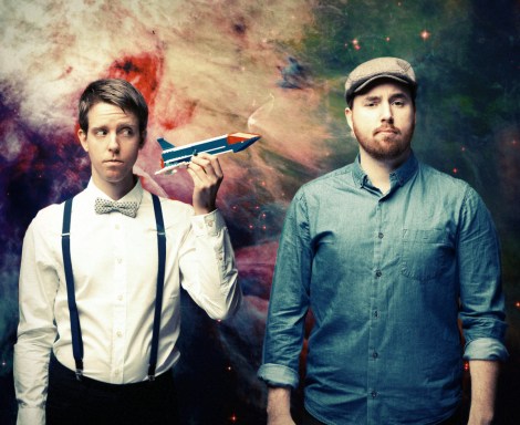 Ash-&-Bloom_Spaceship-Emma-Lee-Photography