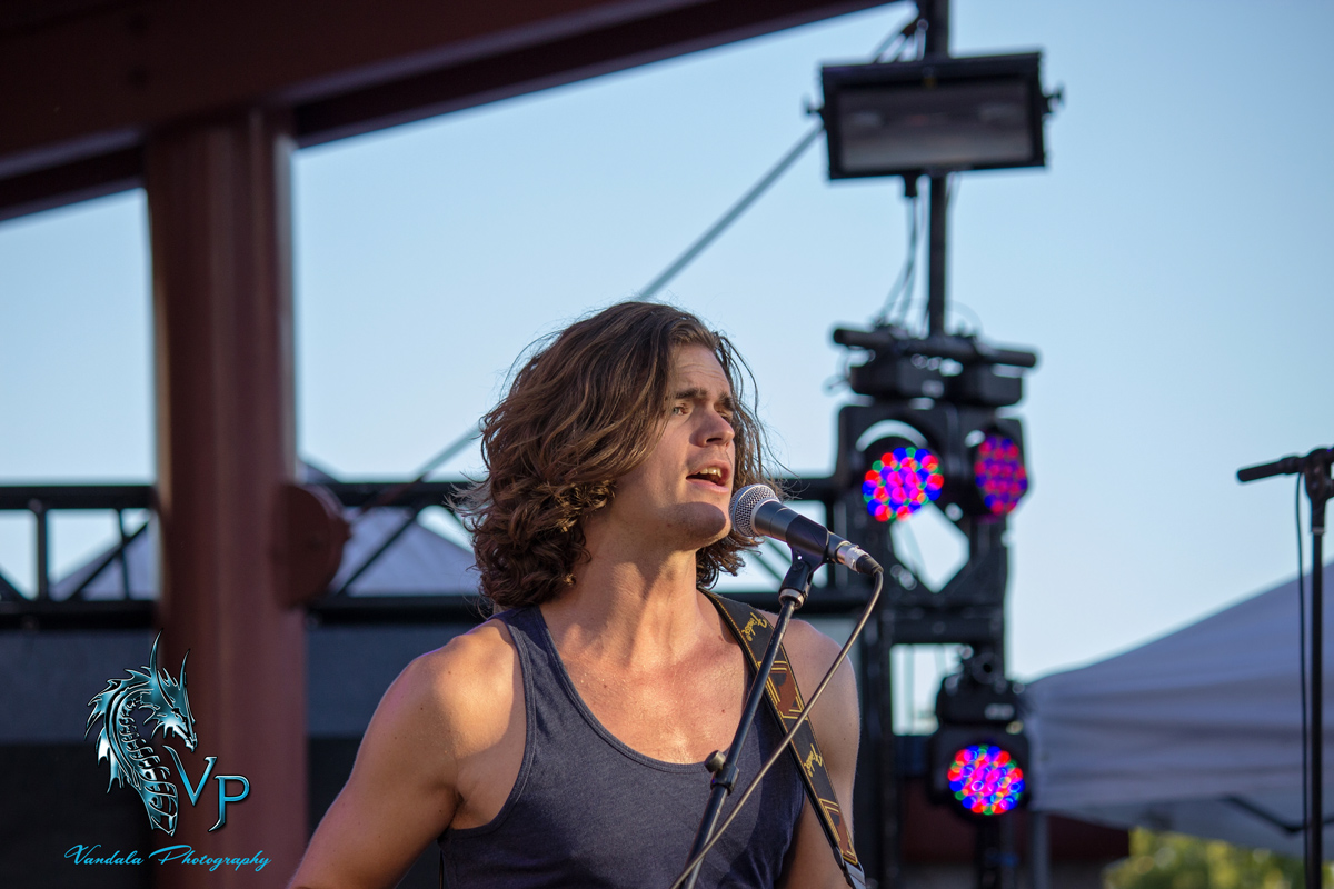 Kongos at Keloha 2014