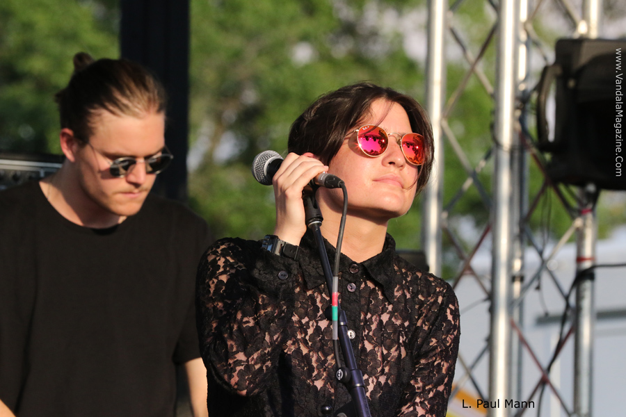 Bonnaroo Festival 2015 Day 1 - FUTURE THIEVES