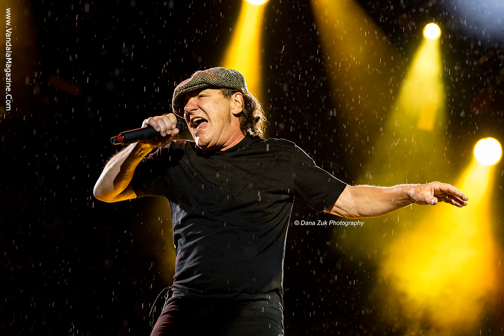ACDC, Edmonton AB Vandala Magazine Photo Credit Dana Zuk