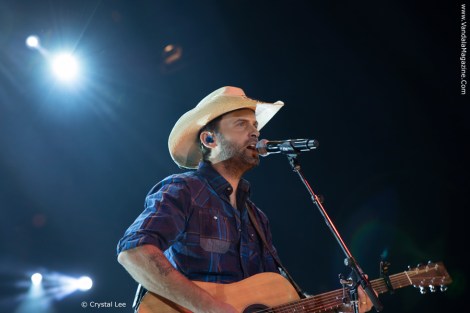 Dean-Brody---Vandala-Magazine-Photo-Credit-Crystal-Lee (1)