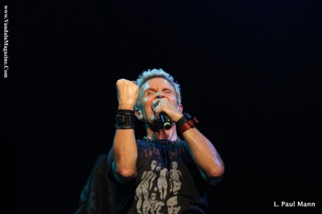 Rhondas Kiss December 2015 Vandala Photo Credit L. Paul Mann