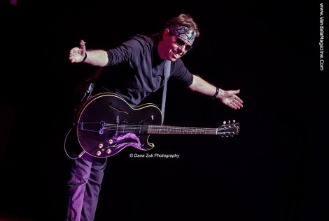 George Thorogood & The Destroyers April 2016