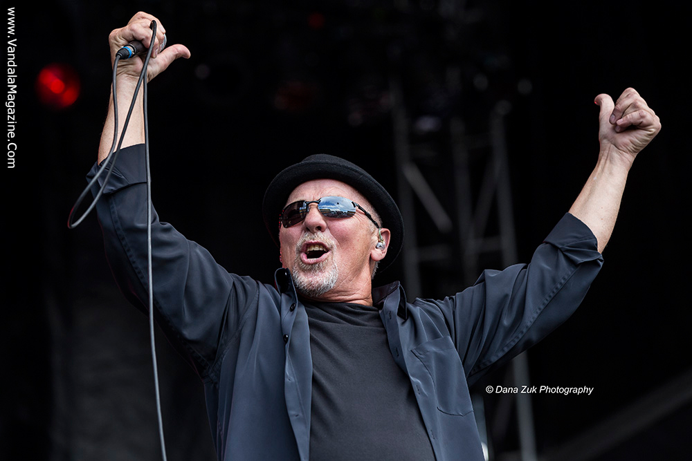 HARLEQUIN Fire Aid Fort Mcmurray