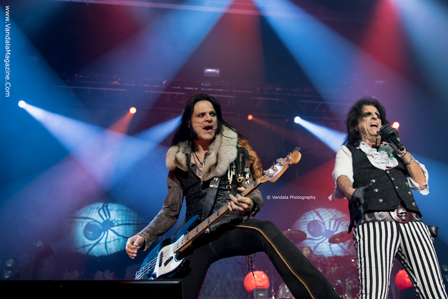 Spend the Night With Alice Cooper