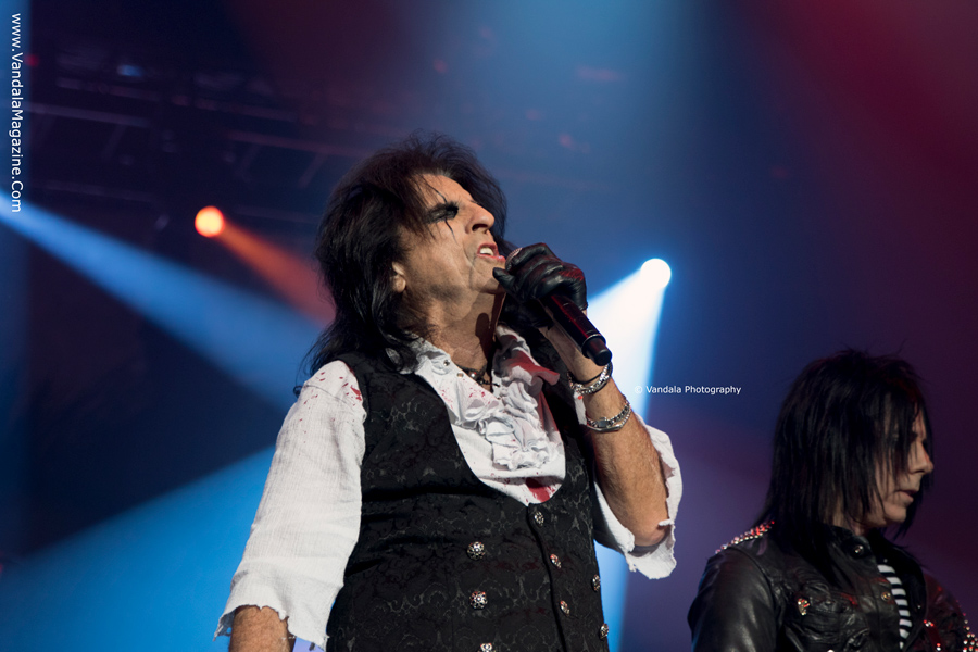 Spend the Night With Alice Cooper