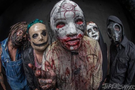 kissing-candice-photo-by-jeremy-saffer